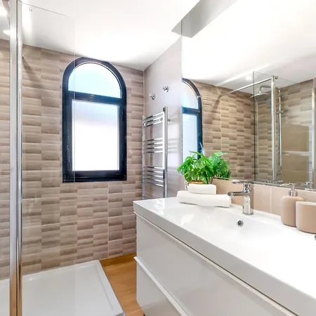 Charming Beachside Townhouse In Villacana *