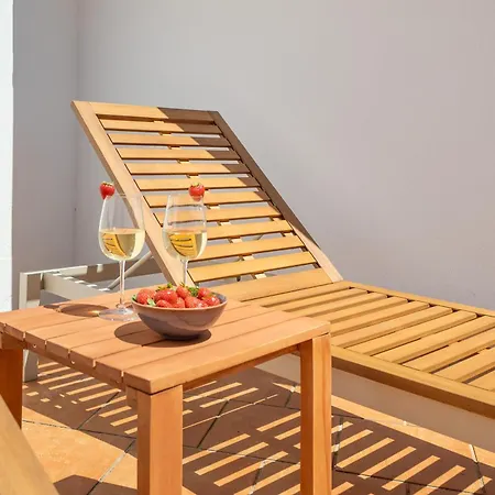 Charming Beachside Townhouse In Villacana