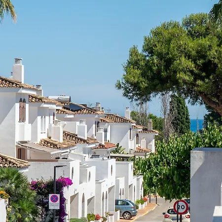 Charming Beachside Townhouse In Villacana Nyaraló