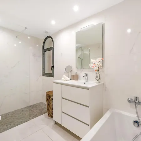 Charming Beachside Townhouse In Villacana Vakantiehuis Estepona