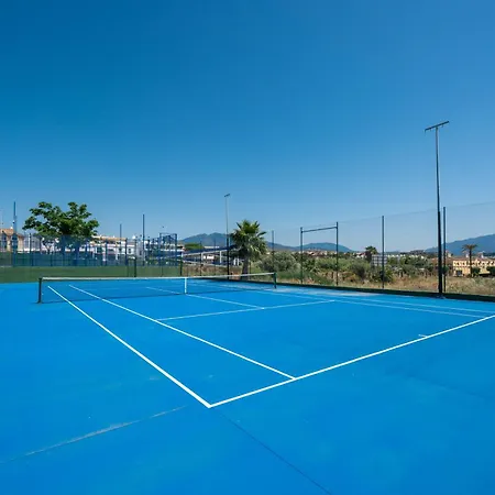 Charming Beachside Townhouse In Villacana Vakantiehuis Estepona