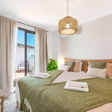 Charming Beachside Townhouse In Villacana * 埃斯特波纳