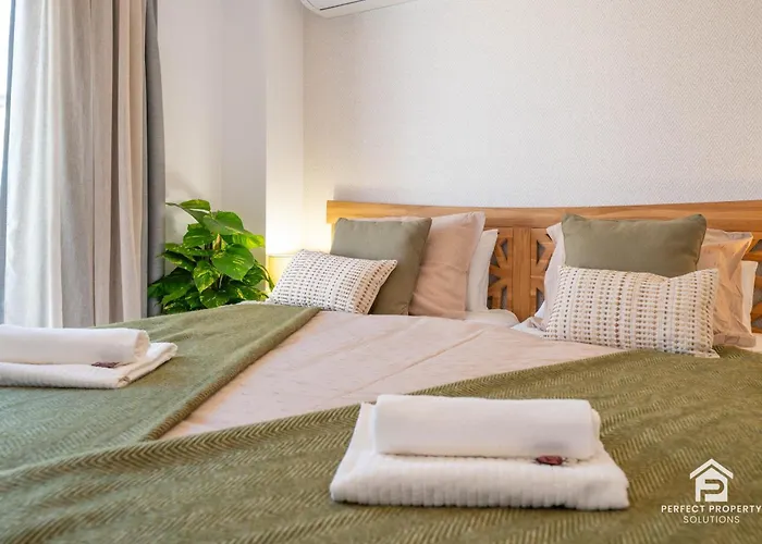 Charming Beachside Townhouse In Villacana