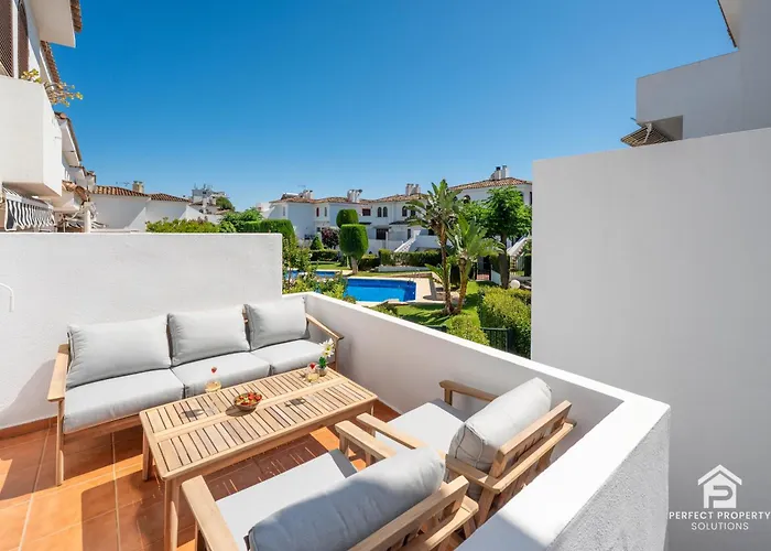 度假居 Charming Beachside Townhouse In Villacana