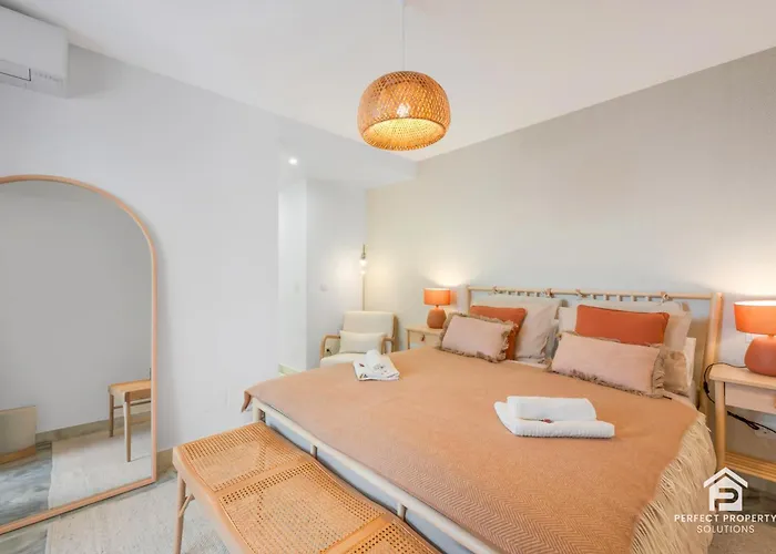 Charming Beachside Townhouse In Villacana 度假居