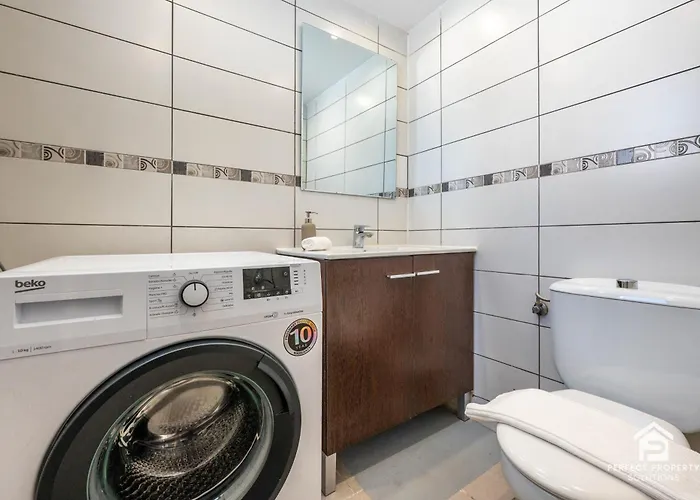 Charming Beachside Townhouse In Villacana 度假居 埃斯特波纳