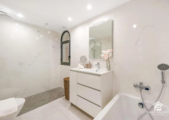 Charming Beachside Townhouse In Villacana 度假居 埃斯特波纳